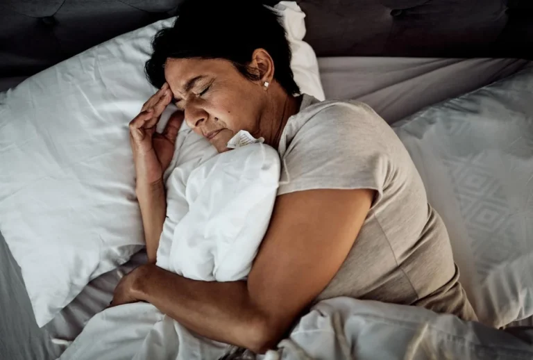 ménopause et insomnie - Ménopause et Insomnie : Retrouver un Sommeil Réparateur