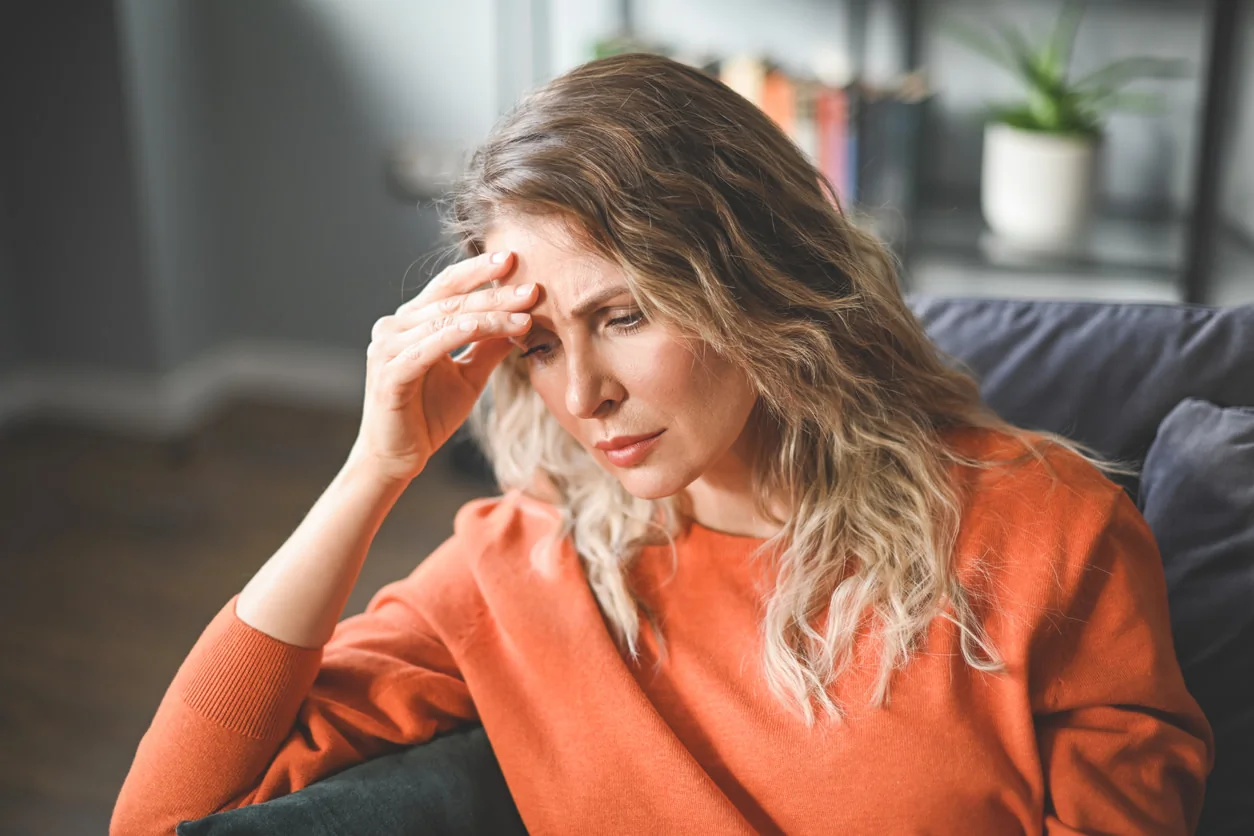 https://media.serenopause.com/2026/03/woman-with-menopause-headaches-20260318082643.webp